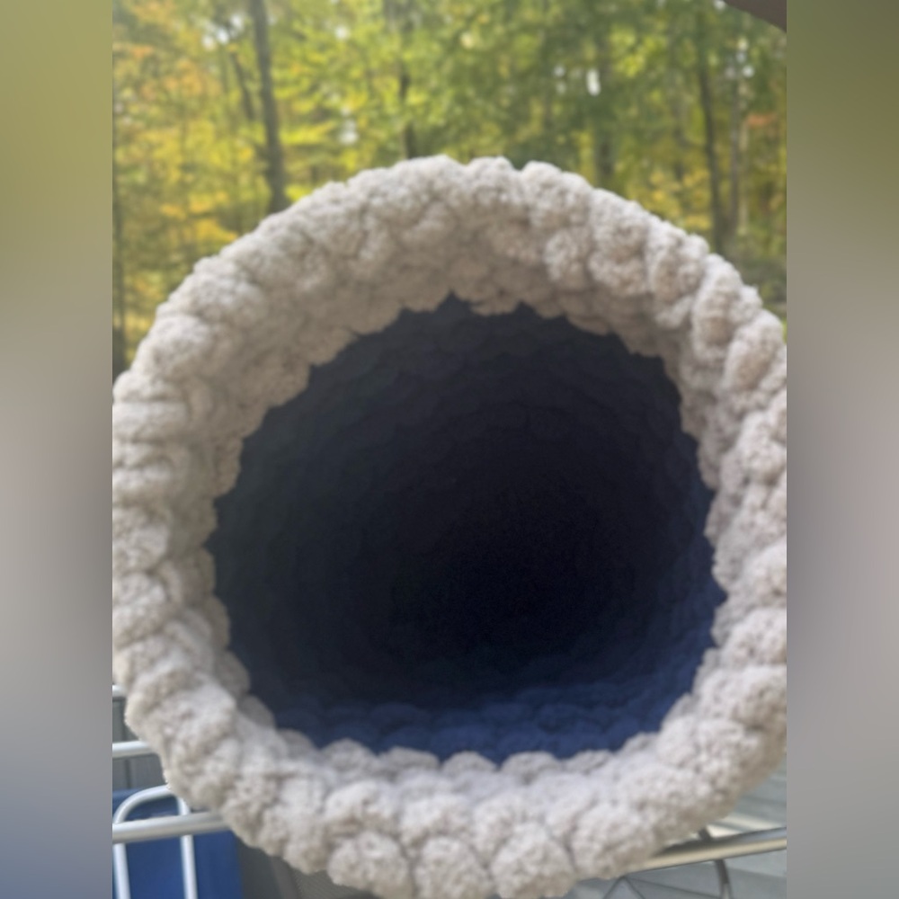 Cozy Knitted Cat cave